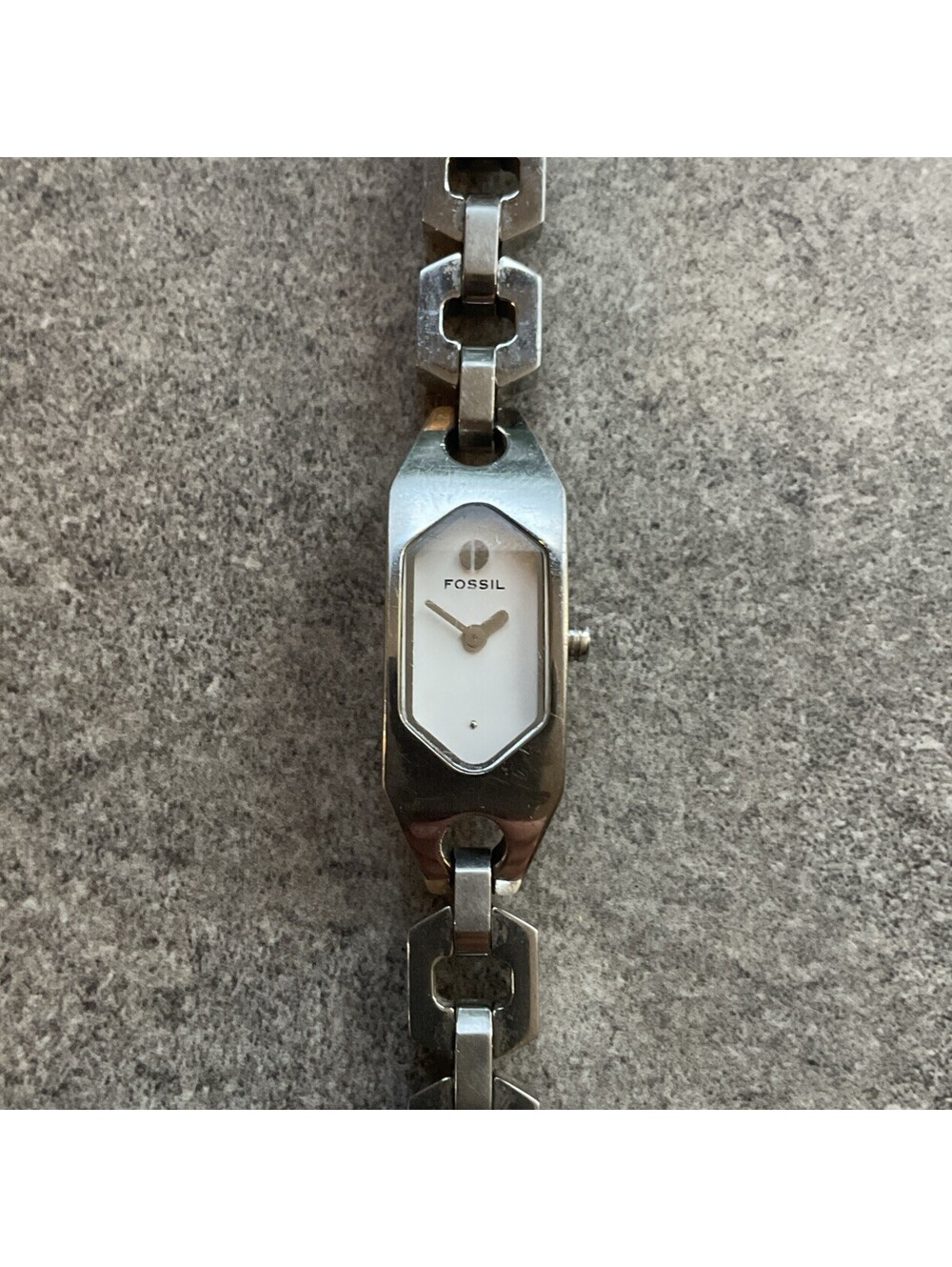 Fossil FA1525 Slim 14mm Stainless Steel Bracelet Womens Watch White Dial Bin M